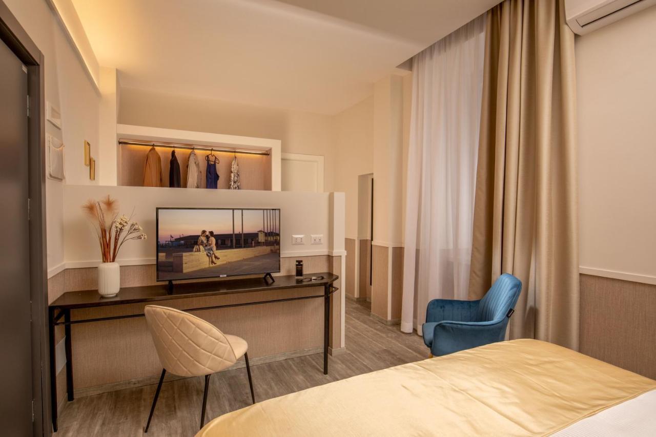 Camera Matrimoniale con Letto Supplementare